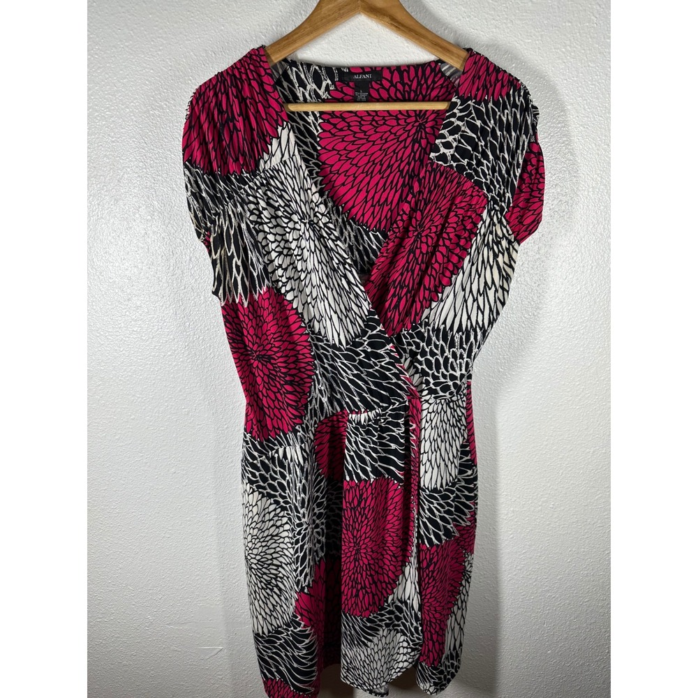 Alfani Dress‎ Womens L Pink Faux Wrap Floral Sunburst Jersey Short Sleeve V-Neck